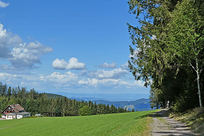 Gut ausgebautes Wanderwegenetz